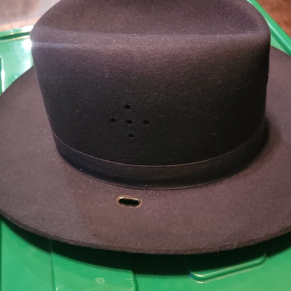 Stratton self forming hat - Picture 4 of 9